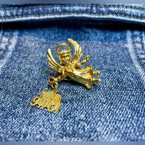 Angel Holding USA Flag with Remembrance Date 9-11-01 Lapel Pin Gold Tone